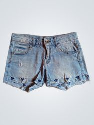 Mini jupe ou robe salopette