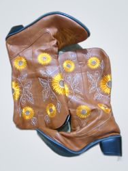 Brown Cowboy Boots with Sunflower Embroidery