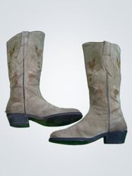Tan Cowboy Boots with Floral Embroidery