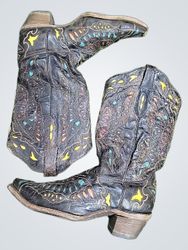 Corral Vintage Made in Mexico Cowboy Boots