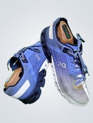 On CloudTec Swiss Engineering Running Shoes