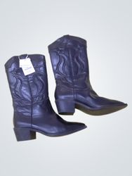Black Cowboy Boots