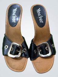 Young Spirit Women's Black Buckle Slide Sandals