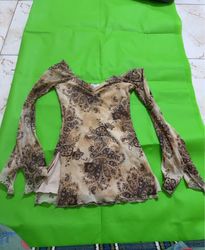 Liquid Paisley Print Bell Sleeve Off-Shoulder Top