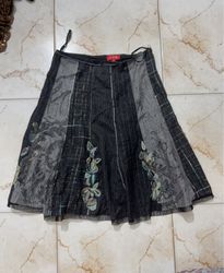 Derhy Women's A-Line Skirt with Floral Embroidery