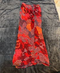 LA VINCI OUTLOOK Red Paisley Print Dress