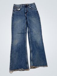 Blue Jeans with Embroidered Pockets