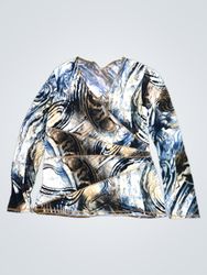 Long sleeve wrap top with abstract print
