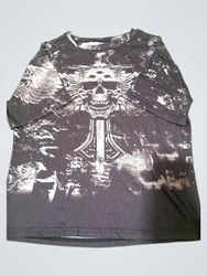 T-shirt avec motif crâne et ailes