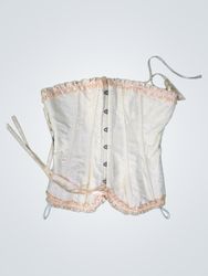 Corset crème avec rubans et dentelles