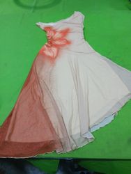 Beige-orange Ombre-Kleid mit Blumenmuster