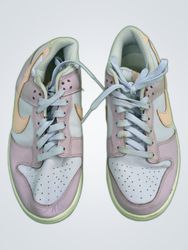 Nike Dunk Low Sneakers