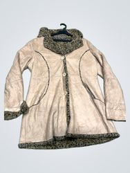 Beige faux suede jacket with leopard print faux fu..