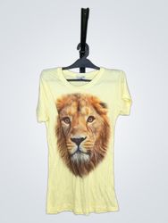 Guess Lion Graphic T-Shirt