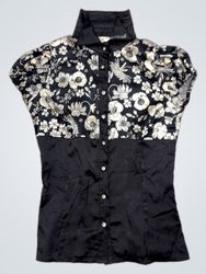 Black and white floral print collared button-up sh..