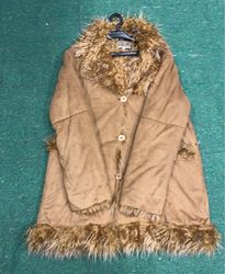 Liyihong Fur-Trimmed Coat