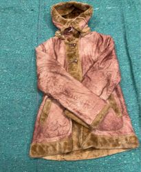 Sheng Sheng Yi Pink Fur Coat