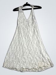 Vestido de Renda Branca