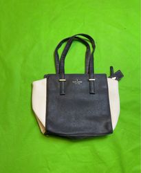 Bolsa Pequena Preta e Branca Kate Spade