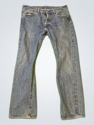 Levi's Straight Leg Jeans