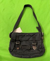 American Eagle Outfitters schwarze Schultertasche