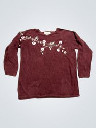 Heirloom Collectibles Women's Burgundy Floral Embr..