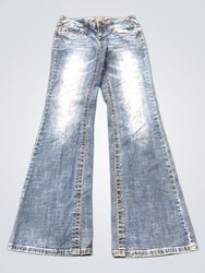 Jeans flare hidráulicos
