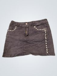Jupe en denim noir avec ornements à clous