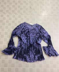 essence Women's Long Sleeve Top
