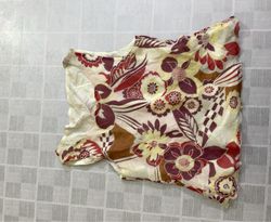Oberteil mit Blumenmuster