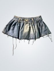 Minijupe en denim plissée
