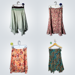 Y2K interesting poly skirt