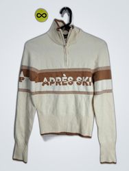 Sweater with APRES SKI Text