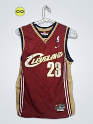 Nike Cleveland Cavaliers LeBron James #23 Jersey