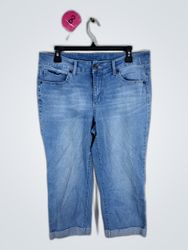 Time and Tru Cropped Straight Jeans