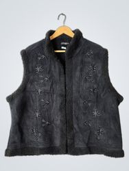 Black Fleece Vest