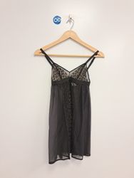 Chemise en dentelle noire