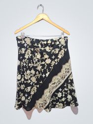 Nine & Company Saia Curta Estampada com Flores Peq..