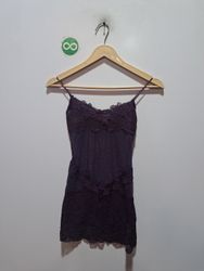 Spitzenbesetztes lila Camisole