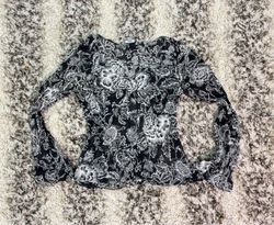 Ann Taylor Black & White Floral Print Langarmbluse