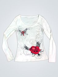 White long-sleeved shirt with butterfly and rose g..