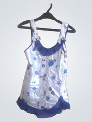 INO White and Blue Floral Nightgown