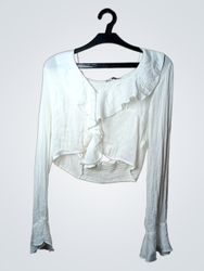 STRADIVARIUS White Ruffle Crop Top