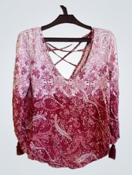 Hollister Women's Pink Paisley Print Blouse