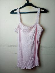 No Boundaries Pink Spitzenbesatz-Cami-Top
