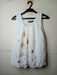 STYLEBOOM S Fashion Brand White Sleeveless Top wit..