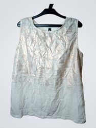 Flame Sleeveless Top with Metallic Pattern