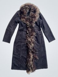 AMISU Long Coat with Fur Collar