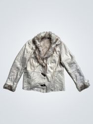 Cremefarbene Fake-Fur-besetzte Jacke