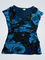 New York & Company Women's Blue Floral Ruched V-Ne..